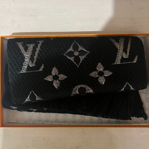 Louis Vuitton LV Monogram Logomania Shine Black Scarf Brand New - Picture 1 of 6